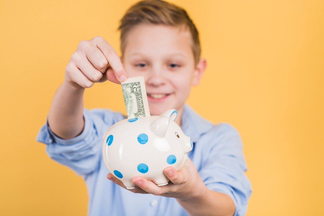 Jak personalizowane skarbonki mogą pomóc w kształtowaniu dobrych nawyków finansowych u dzieci